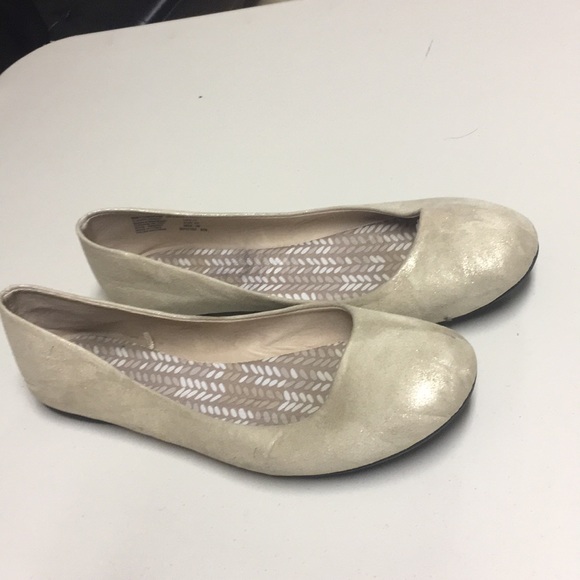 Dress shoes - Picture 2 of 3